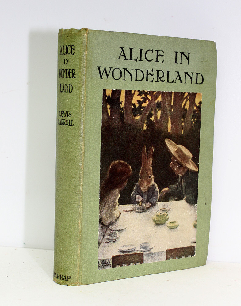 Alice&#39;s Adventures in Wonderland - Lewis Carroll