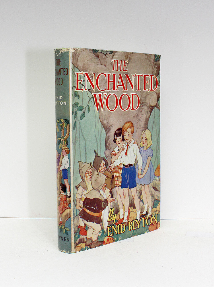 The Enchanted Wood - Enid Blyton