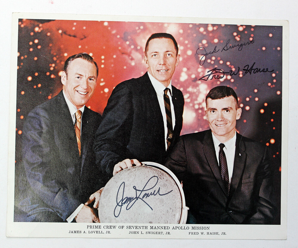 An Original Official NASA Apollo 13 Astronaut Picture with Auto Pen Signatures of Jim Lovell, Jack Swigert and Fred Haise