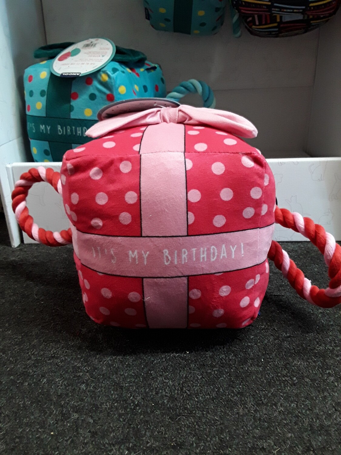 Birthday Present Tugger Pink Large