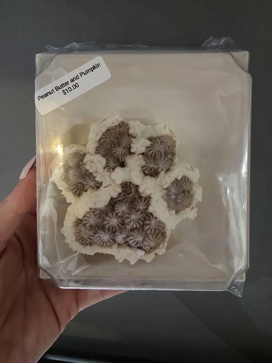 Its a Barkery-Small Cake