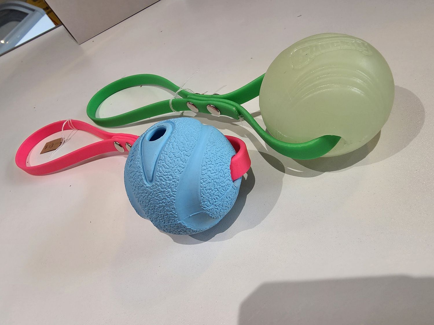 Wanderleashed- sm Tug ball