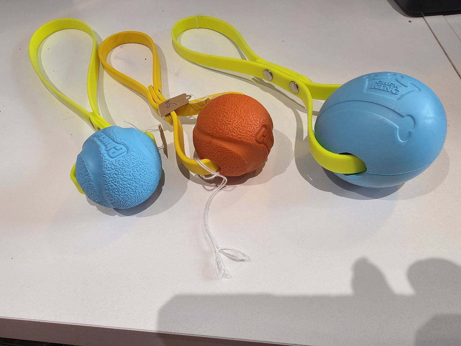 Wanderleasher- Tug ball LRG