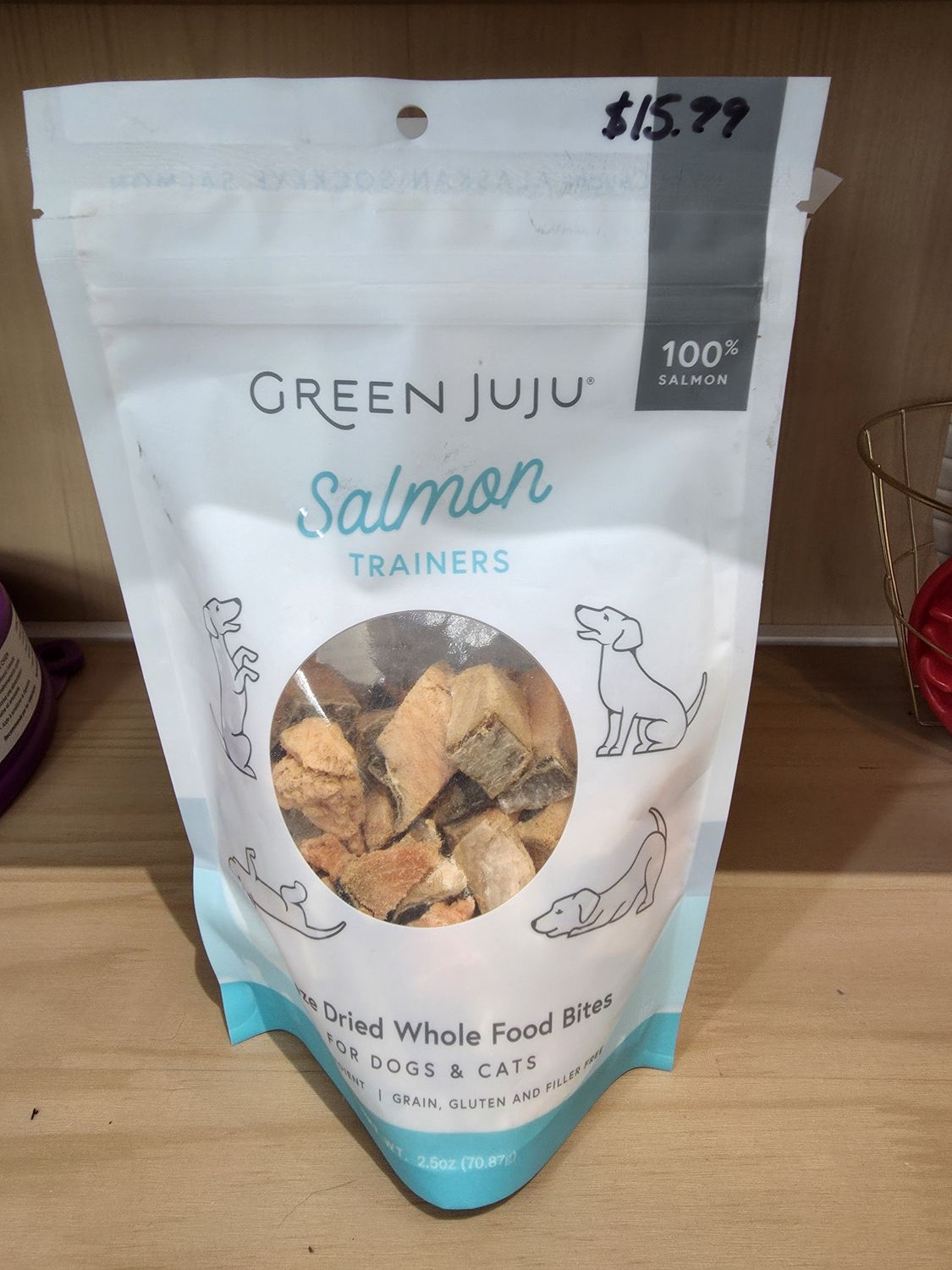 Green Juju Dog/Cat Freeze Dried Trainers Salmon