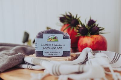 HANDMADE GOAT'S MILK SOAP -LAVENDER CALENDULA