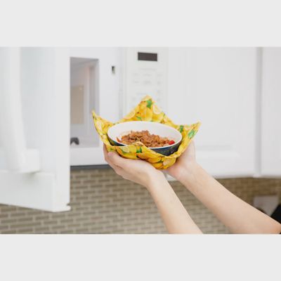 OLIVE LOOM SOUP KOOZIE - BEES ON YELLOW