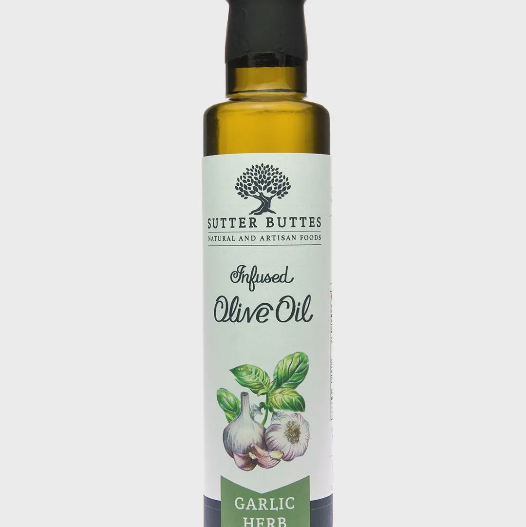 SUTTER BUTTES GARLIC HERB INFUSED OLIVE OIL 8.5 OZ