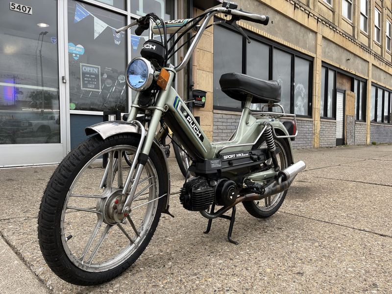 1981 Puch Sport MK-II Autoshift 2HP 50cc Pedal Moped 1981 Puch Sport MK-II Autoshift 2HP 50cc Pedal Moped