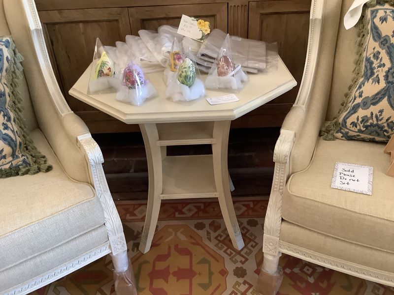 Kingsley Table