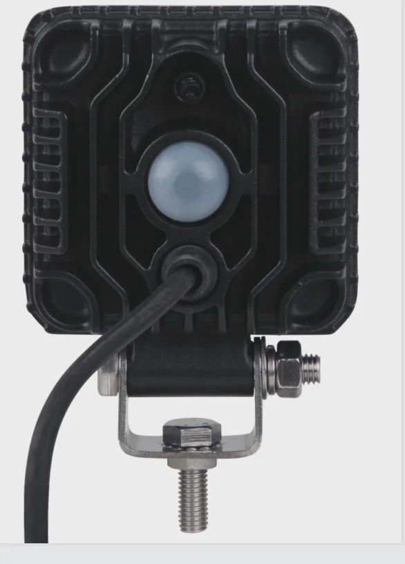 16-WATT CREE LED COMPACT WORK LIGHT WITH SWITCH