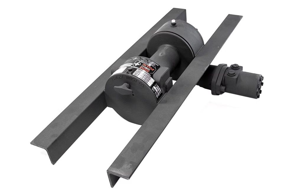 Ramsey Winch 8,000-Lb. Hydraulic Industrial-Grade Winch, Series H246Y, Clockwise Rotation