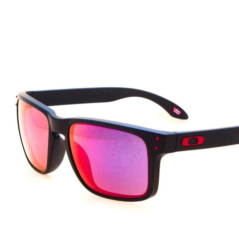 OAKLEY OO9102