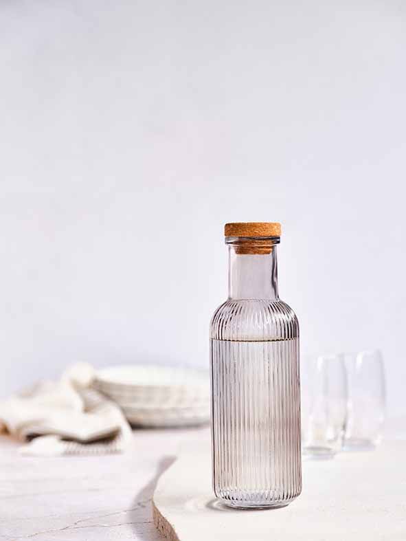 RAYA FLES GRIJS 1L MET KURK D8,7XH27,8CM Artikel code 5426003/