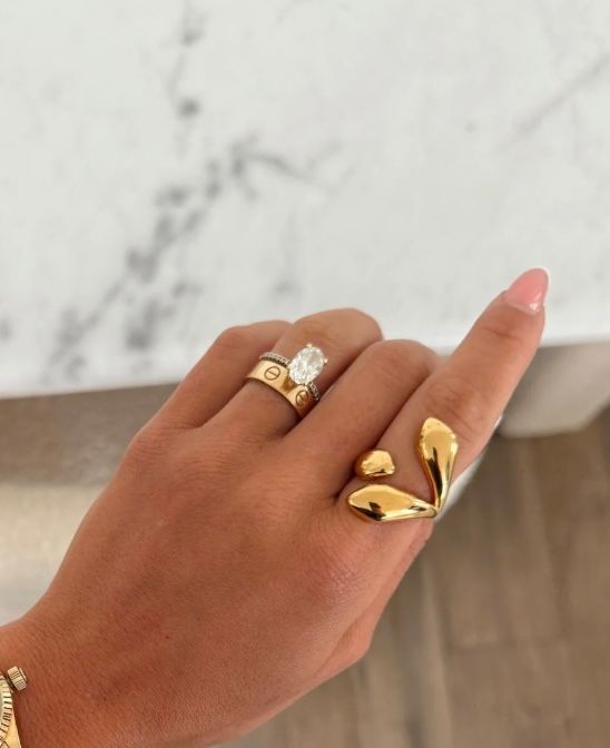 CHANSUTT PEARLS TATUM RING