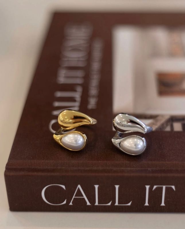 CHANSUTT AVA RING
