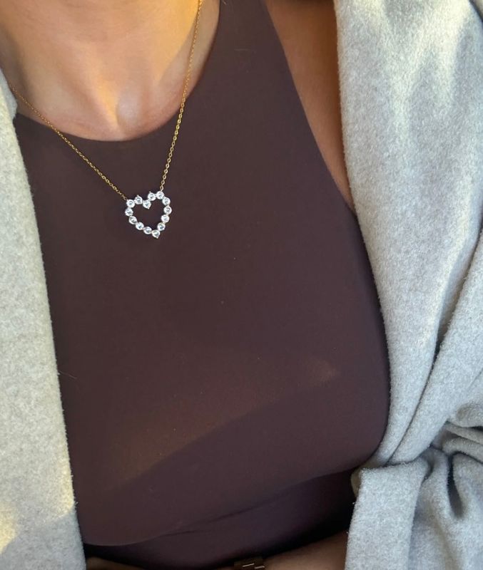 CHANSUTT HEART DIAMOND NECKLACE