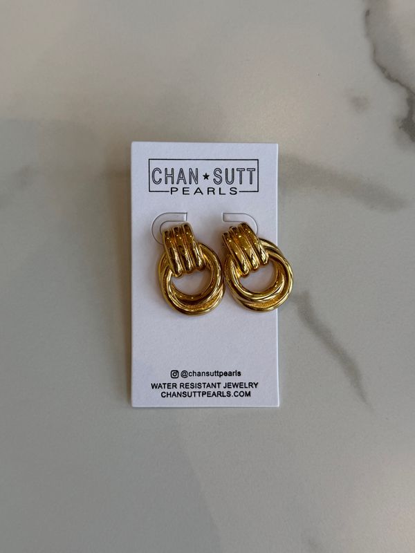 CHANSUTT PEARLS GOLD HARPER EARRINGS