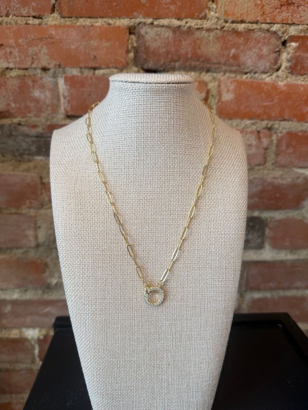 INTERLOCKING CIRCLE NECKLACE