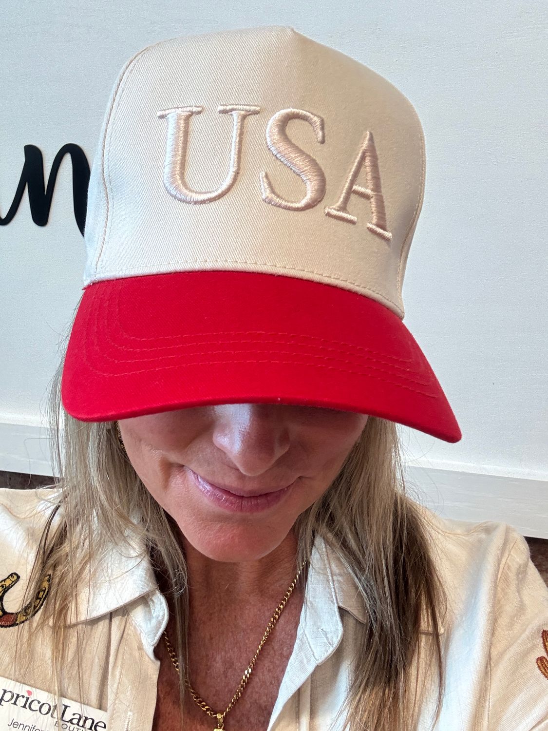 USA EMBROIDERED TRUCKER HAT
