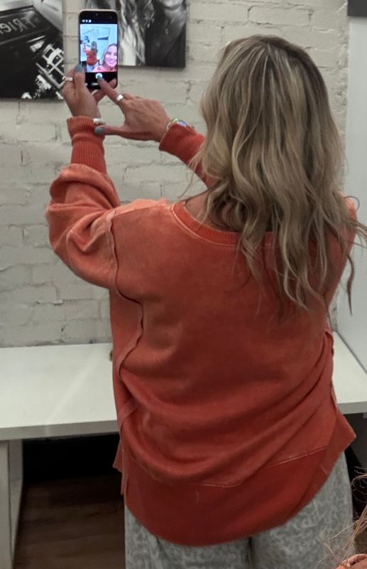 EXPOSED SEAM SWEATSHIRT