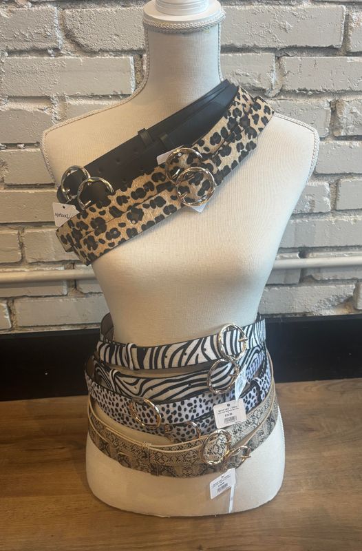 ANIMAL PRINT GOLD BUCKLE BELT