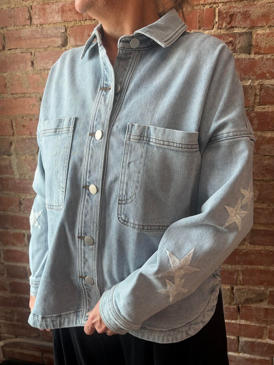 STAR EMBROIDERED DENIM JACKET