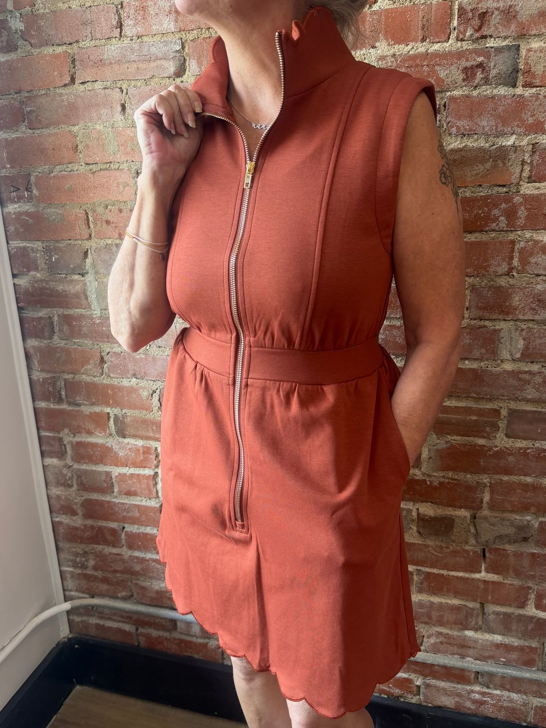 ATHLEISURE ZIPPER DRESS
