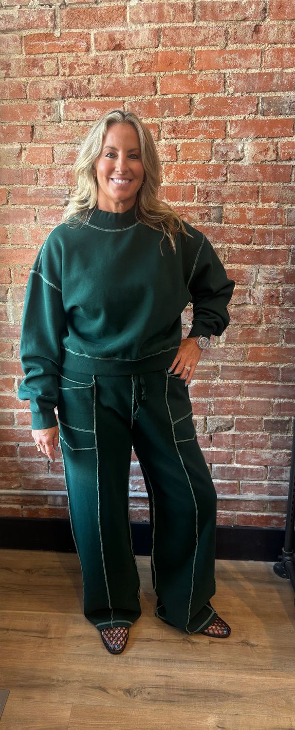 MOCKNECK W/CONTRAST STITCHING