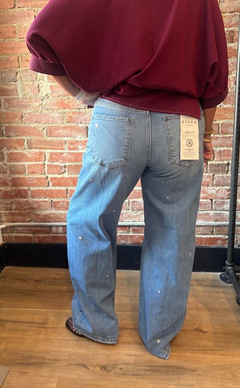 SLOUCHY EMBROIDERED STAR BARREL JEANS