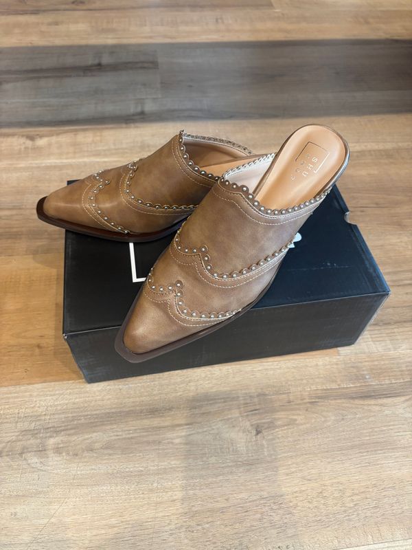 TUCSON WESTERN INSPIRED MULE