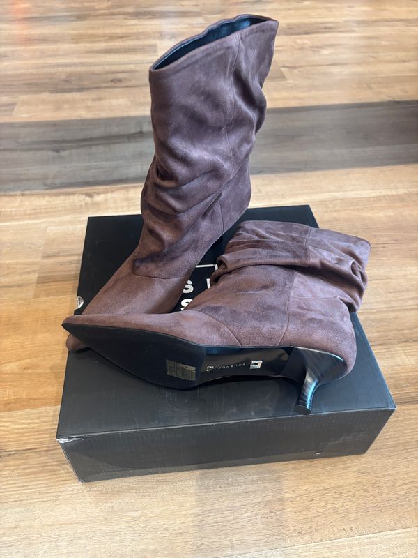VENETIA SUEDE BOOT
