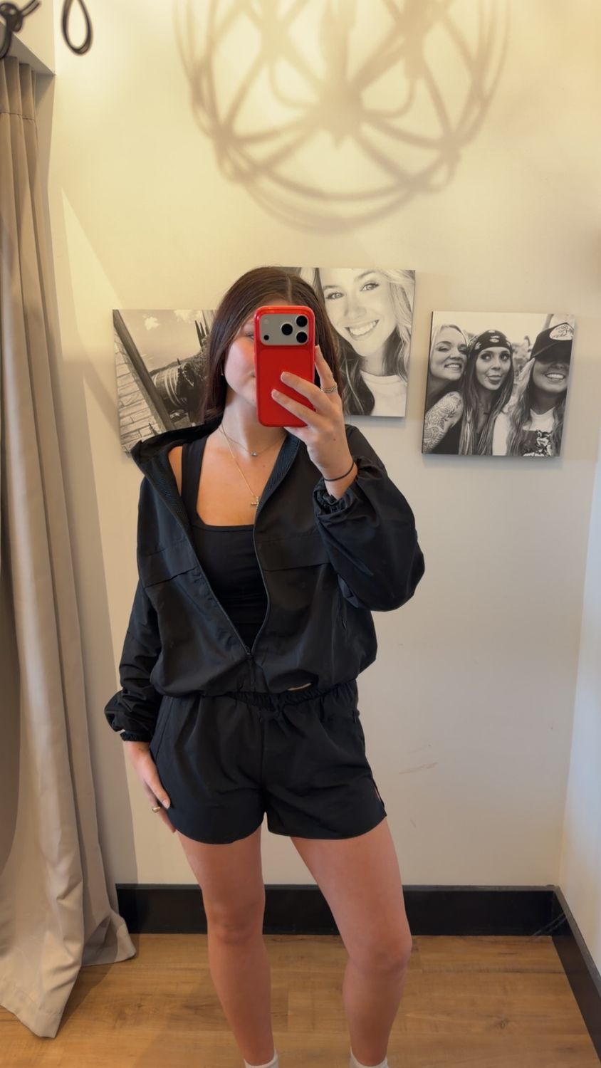 WINDBREAKER SHORTS