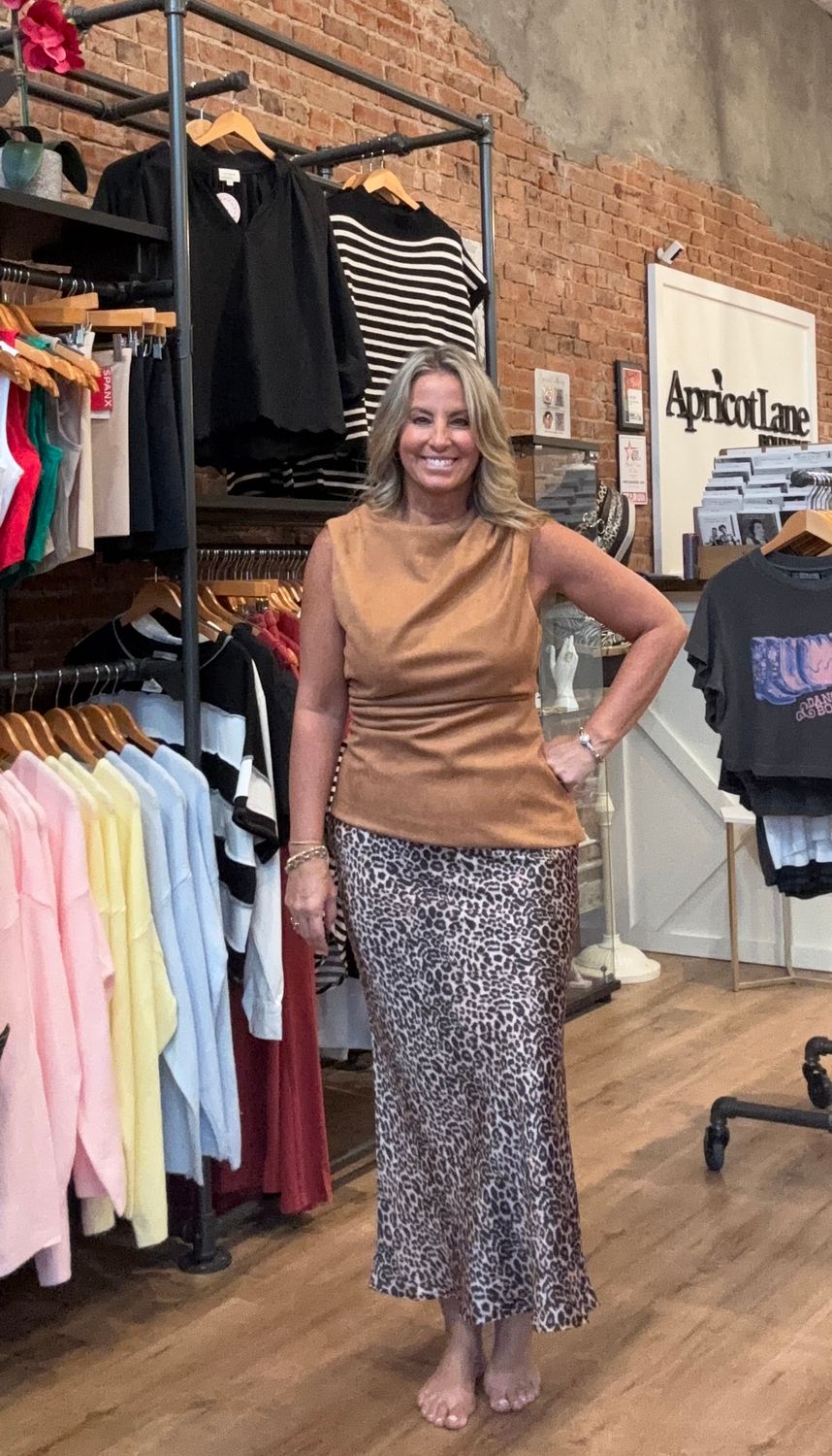 SLEEVELESS SUEDE GATHERED TOP