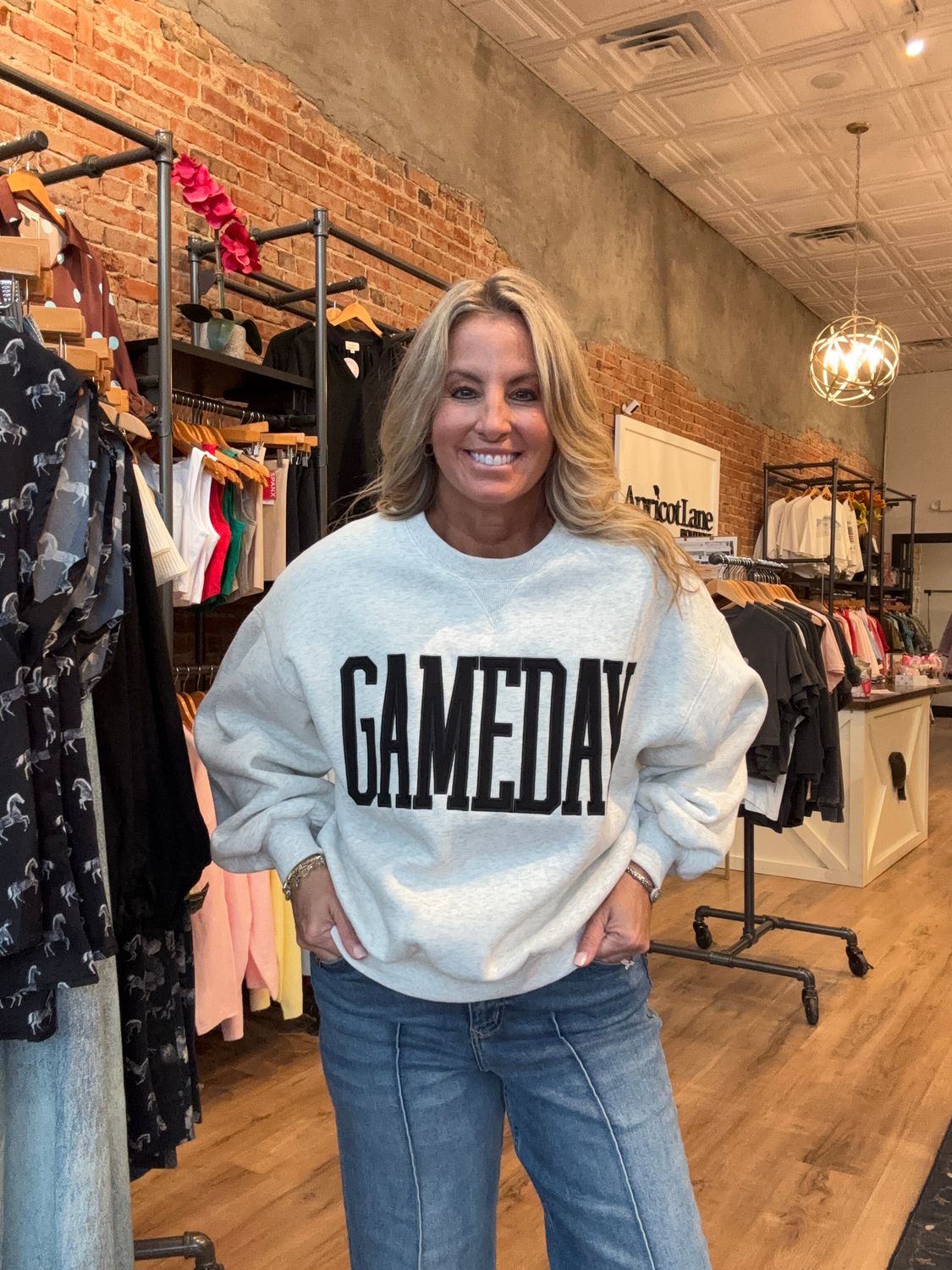 GAMEDAY SWEATSHIRT