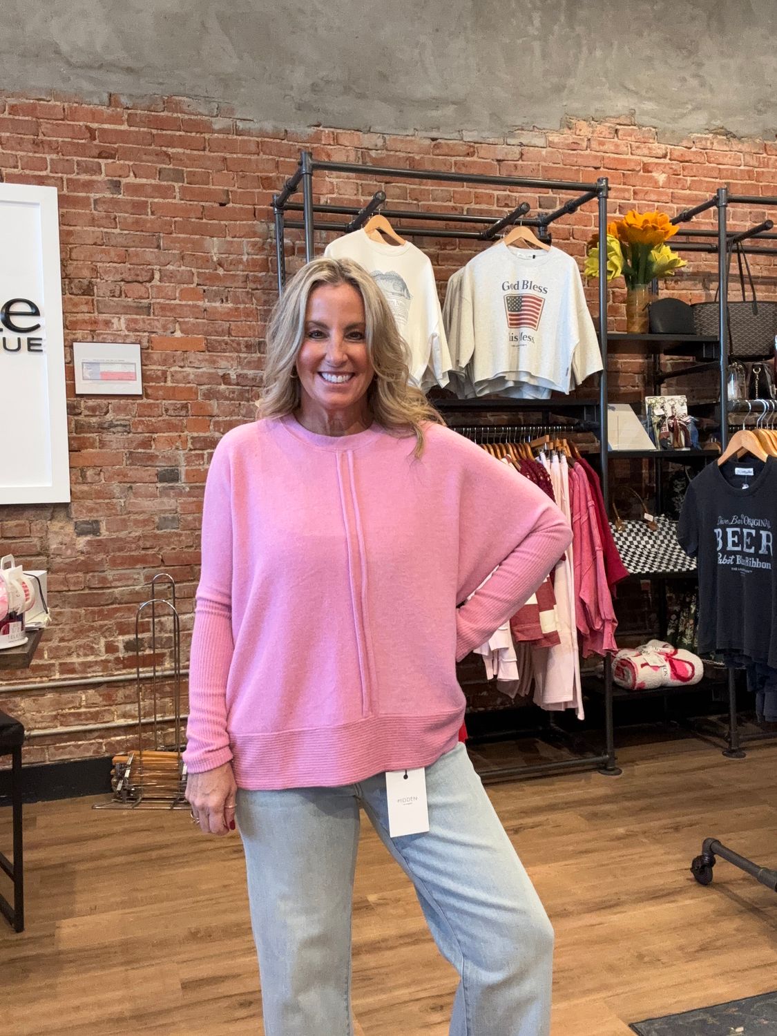 SOFT FRONT SEAM SWEATER