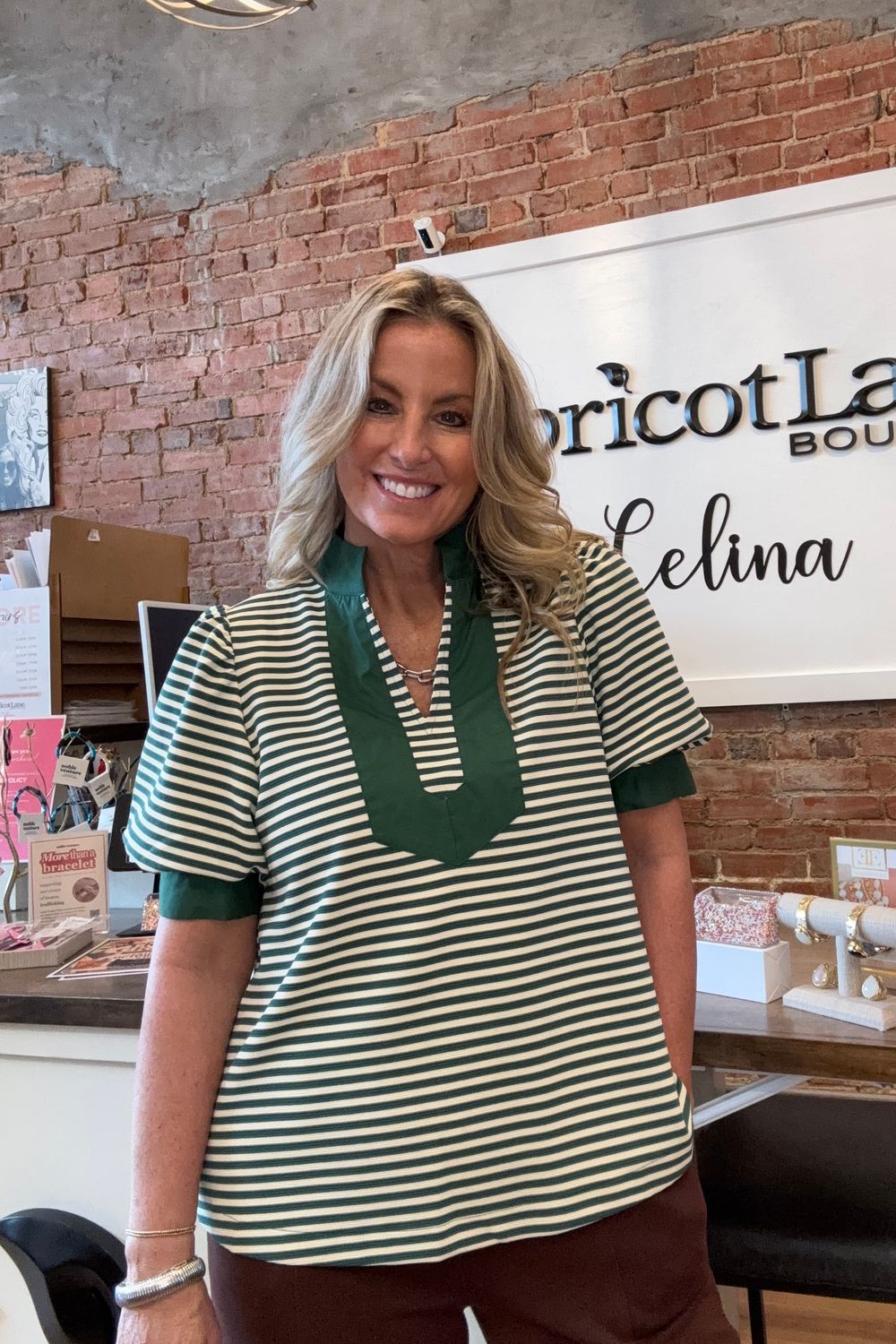 PUFF SLEEVE STRIPED TOP