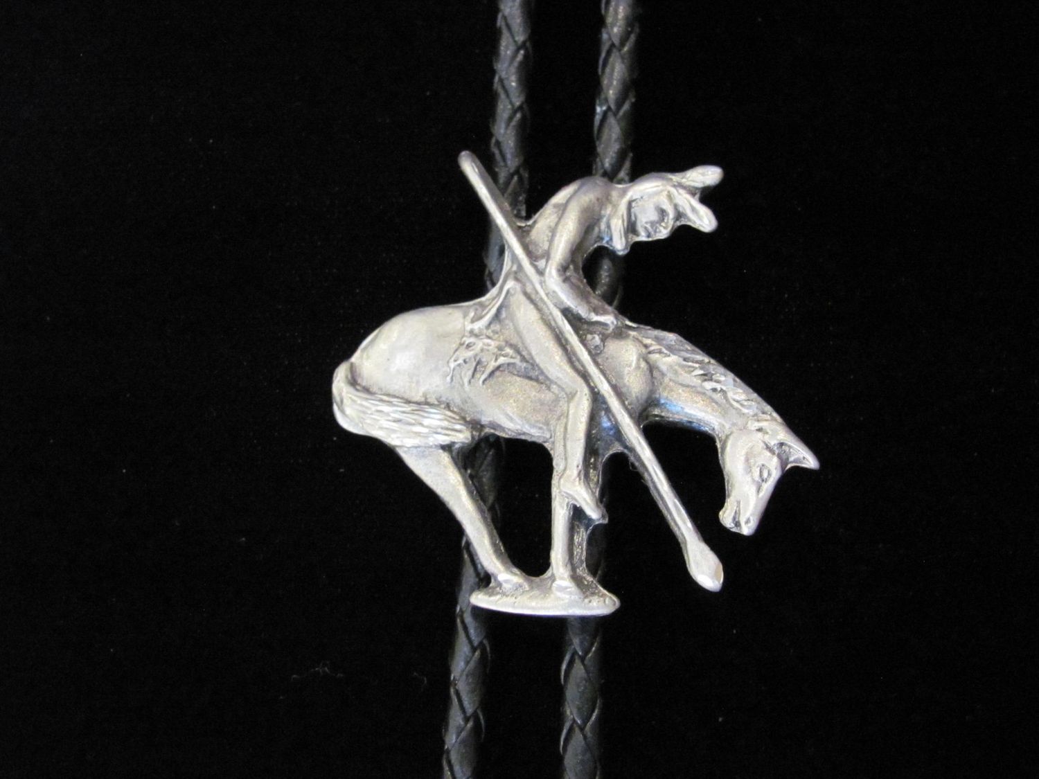 BC901/DC End of Trail Bolo