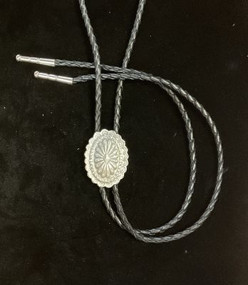 5-BC39/DC Oval Concho Bolo