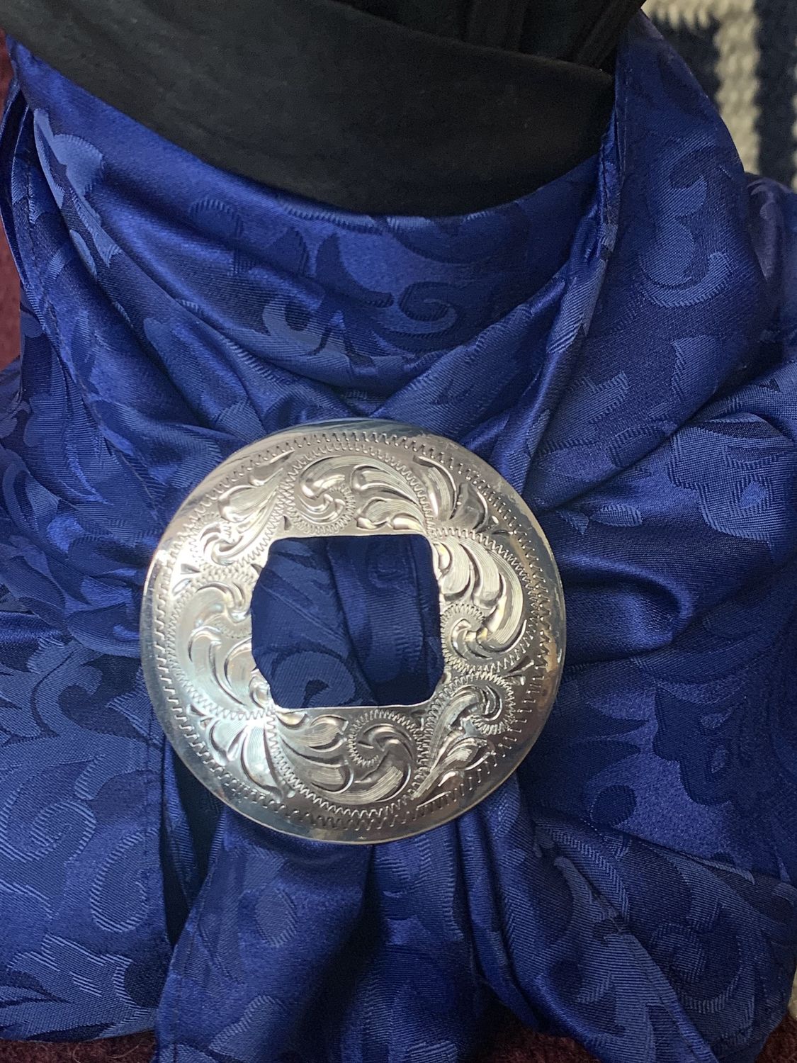 SS32-2 Round Scarf Slide