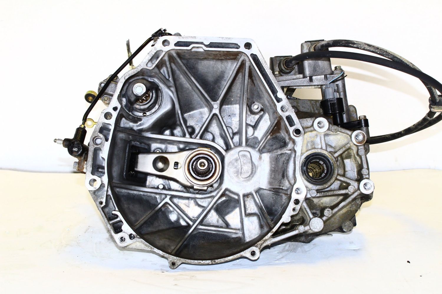1997-2001 Honda Prelude Manual JDM Transmission 5 Speed Euro R LSD T2W4 2.2L H22A