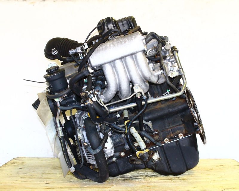 1995-1996 Toyota Tacoma Engine 2.7L 3RZ-FE Motor 8 Port Distributor Type JDM 1995-1996 Toyota Tacoma Engine 2.7L 3RZ-FE Motor 8 Port Distributor Type JDM