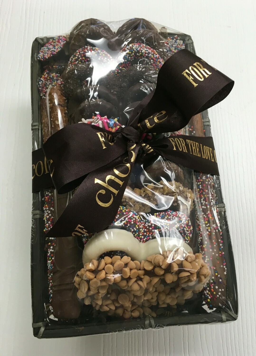 Pretzel Lovers Basket.  Free Shipping