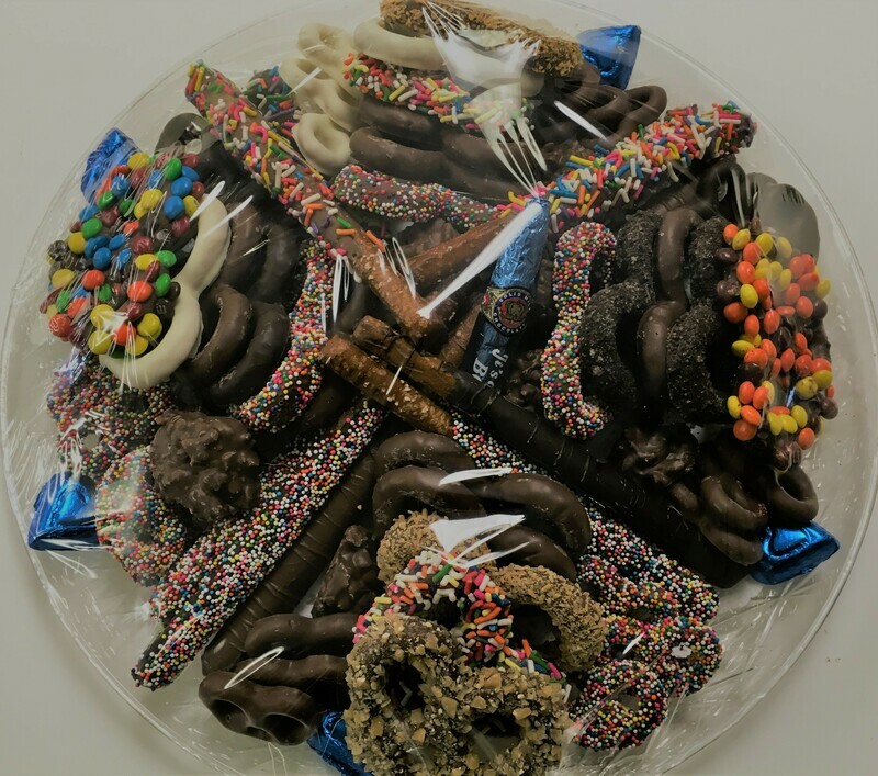 Baby Boy/Baby Girl - Shower Gourmet Pretzel Tray.  Includes 3 Ring Gourmet Pretzels, Pretzel Rods, Mini Pretzels and Pretzel Clusters.  Delicious!  Approx. 3 Lb. Tray