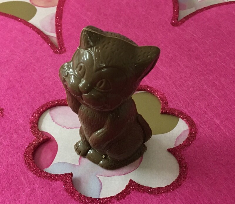 Milk or White Chocolate Kitty.