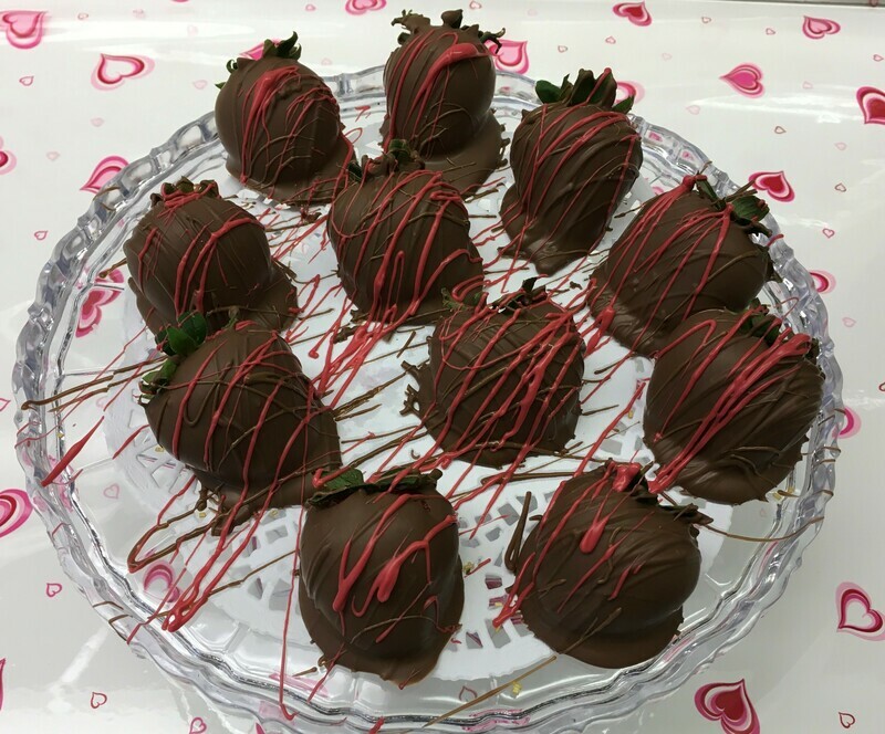 12 Love You Berries - Dark Chocolate w/red string