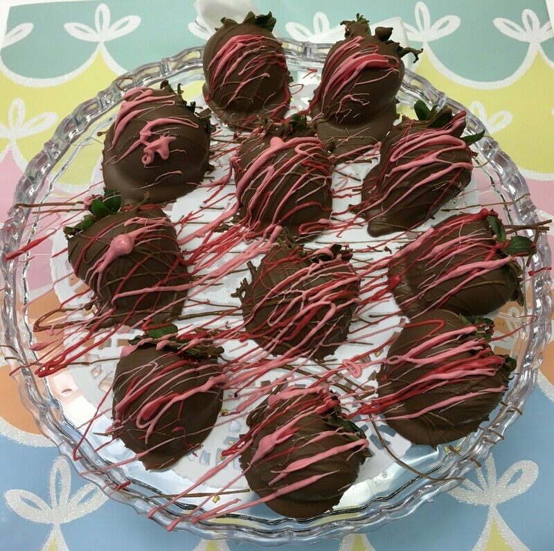 12 Baby Girl Berries - Milk Chocolate w/Pink String