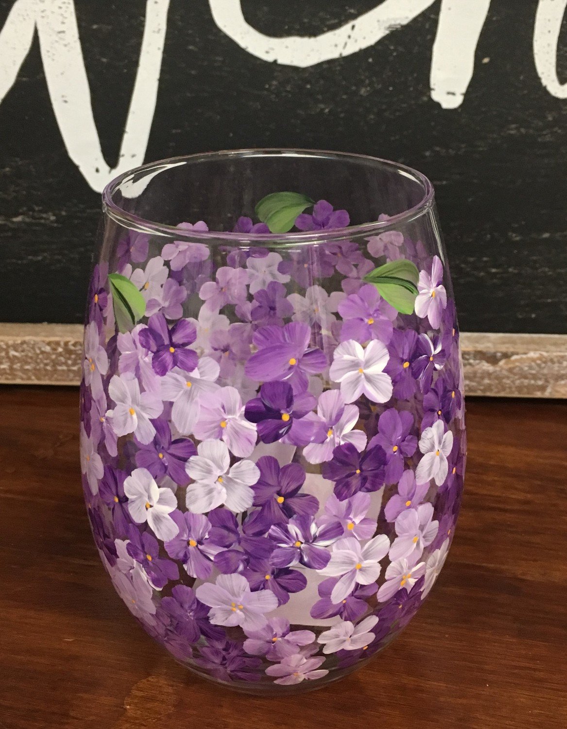Purple Hydrangea Stemless. 5" tall, 21 oz.  Hand Painted