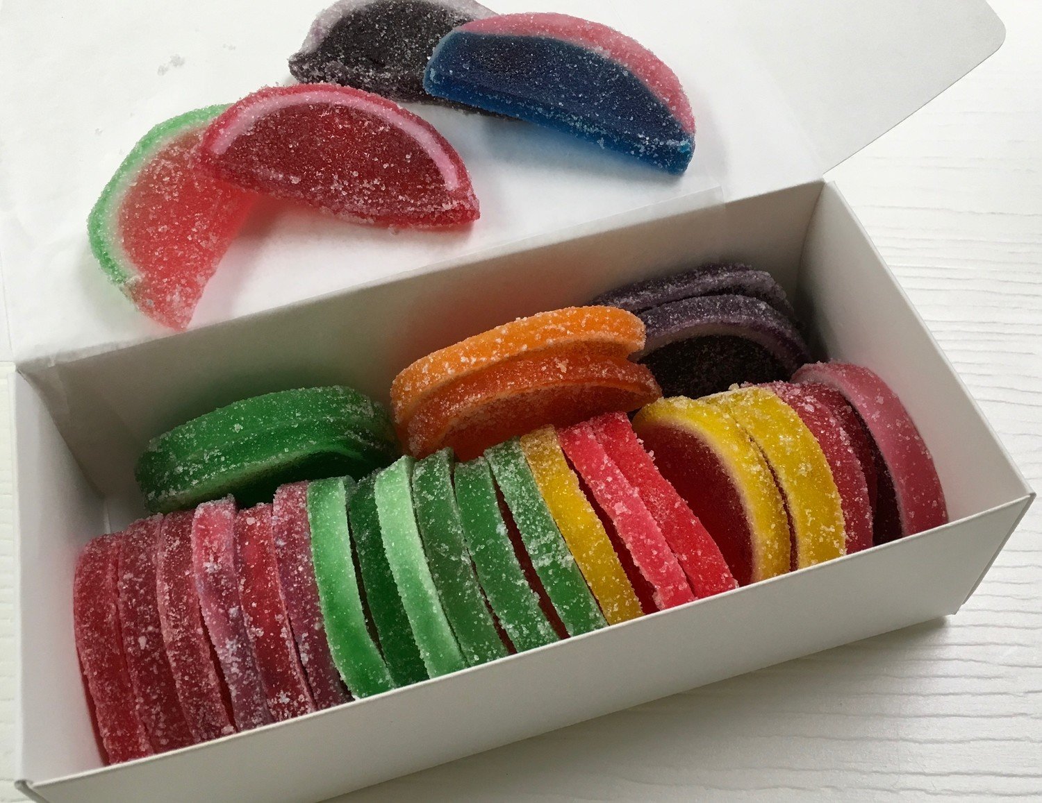 One Pound of Fruit Slices.  Approx. 28 to a Lb.