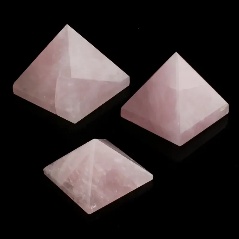 Rosenkvarts pyramid – kärlek &amp; harmoni