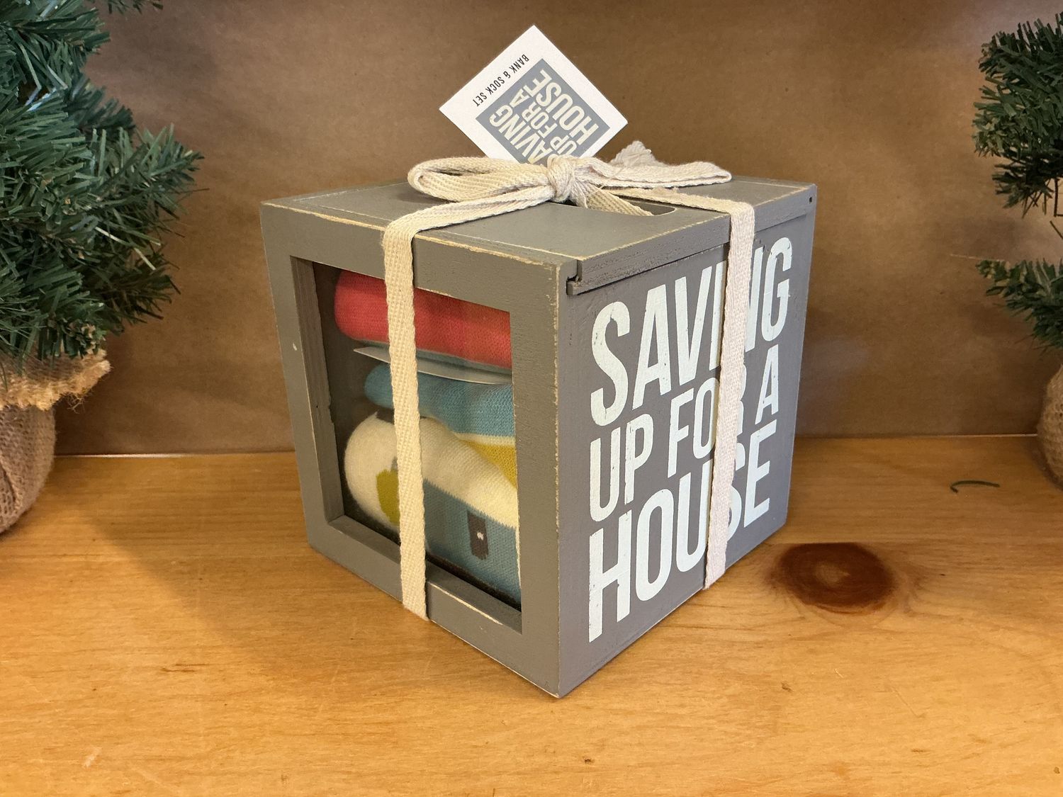 House Bank &amp; Socks